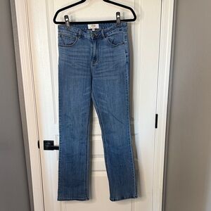 Wrangler Women's Classic Blue Straight Leg Jeans